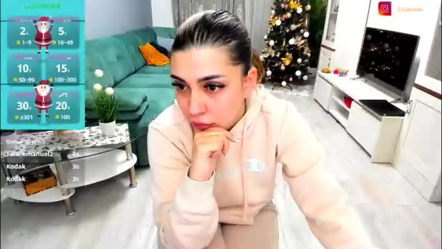 Image 2 of eveeevian Stream on Chaturbate on 24 days ago