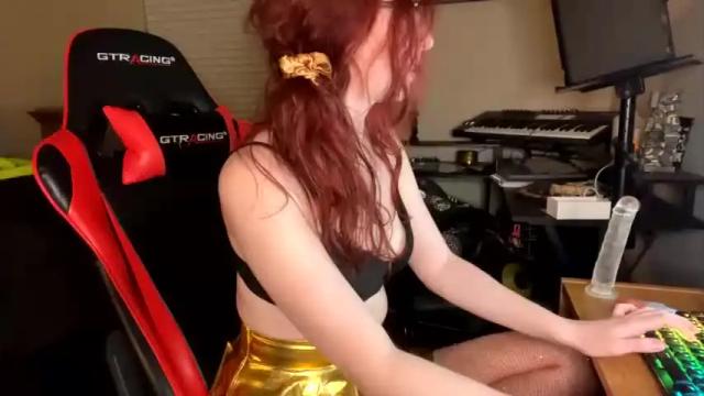 Image 12 of eveelish Stream on Chaturbate on 16 months ago
