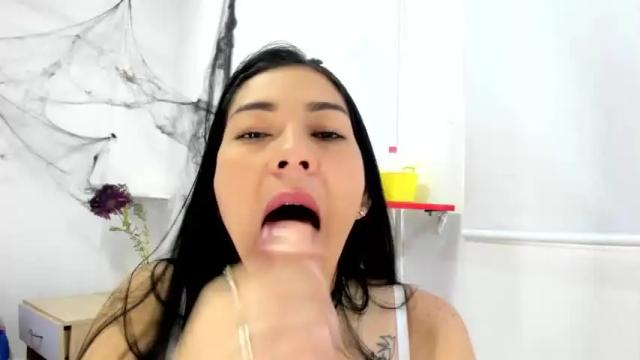 Thumbnail 3, eveelynadams_'s Stream at Chaturbate, 24 months ago