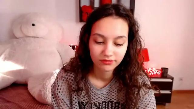 Image 12 of evelihau Stream on Chaturbate on 12 months ago