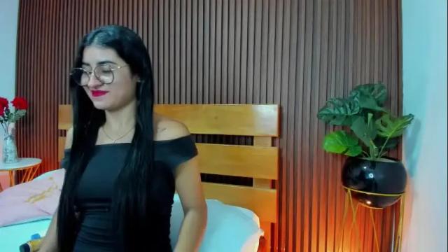 Image 11 of evelin_leroy Stream on Chaturbate on 1 month ago