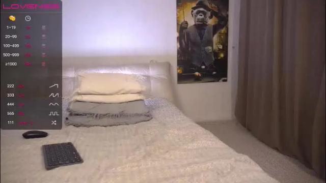 Image 6 of evelina_fox Stream on Chaturbate on 1 month ago