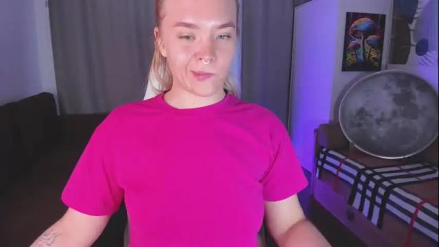 Image 12 of evelinadarling Stream on Chaturbate on 2 months ago
