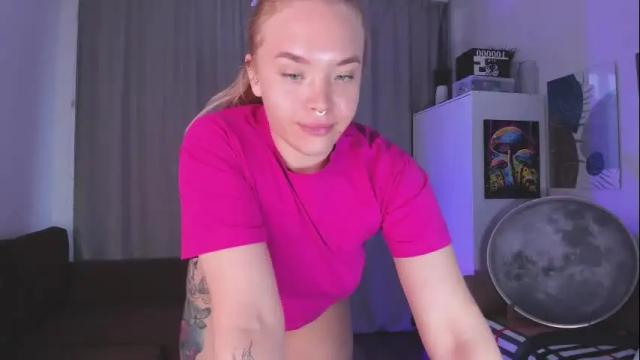 Image 3 of evelinadarling Stream on Chaturbate on 2 months ago