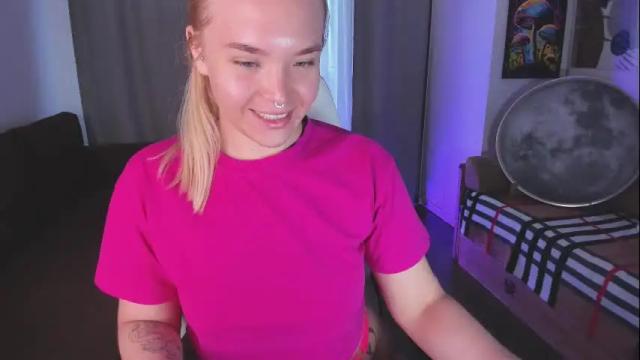 Image 6 of evelinadarling Stream on Chaturbate on 2 months ago