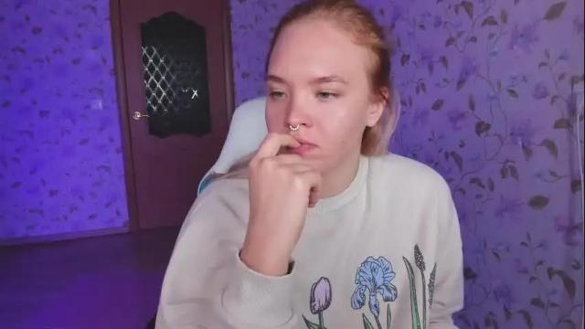 Image 8 of evelinadarling Stream on Chaturbate on 2 months ago