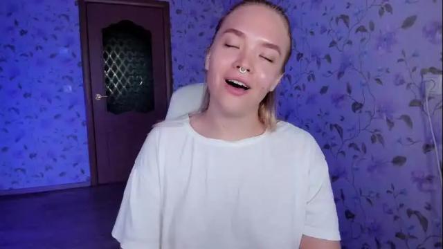 Image 10 of evelinadarling Stream on Chaturbate on 1 month ago