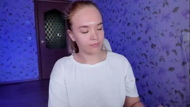 Image 12 of evelinadarling Stream on Chaturbate on 1 month ago