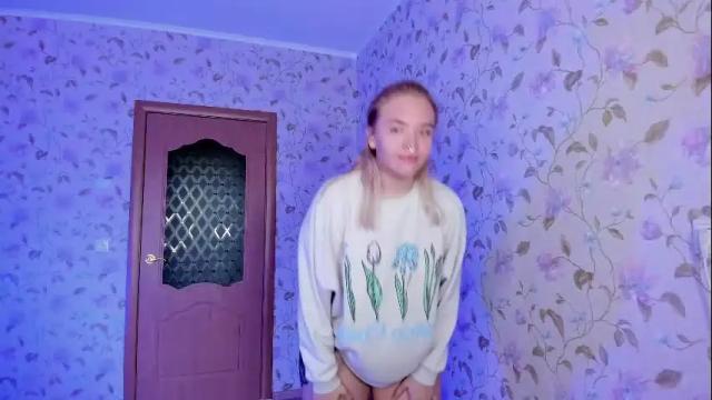 Image 12 of evelinadarling Stream on Chaturbate on 1 month ago