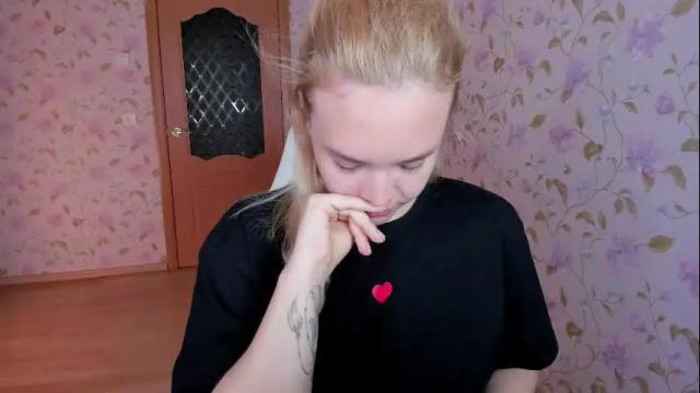 Image 12 of evelinadarling Stream on Chaturbate on 1 month ago