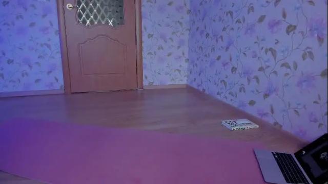 Image 8 of evelinadarling Stream on Chaturbate on 25 days ago