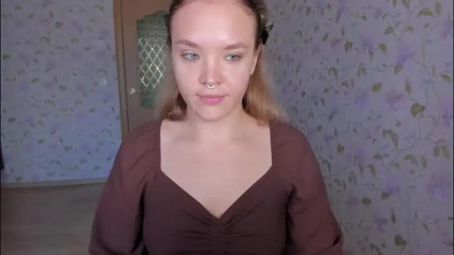 Image 2 of evelinadarling Stream on Chaturbate on 4 months ago