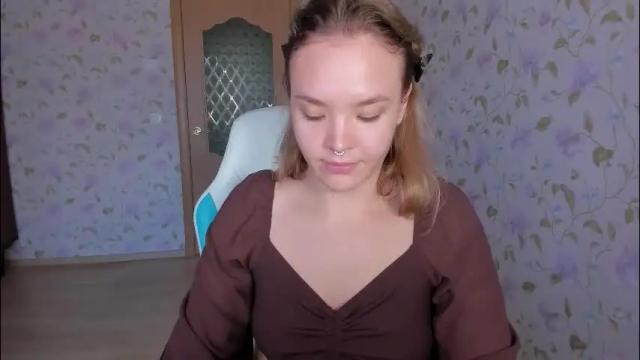 Image 7 of evelinadarling Stream on Chaturbate on 4 months ago