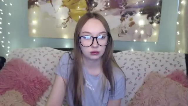 Image 3 of evelinagrayas Stream on Chaturbate on 1 month ago