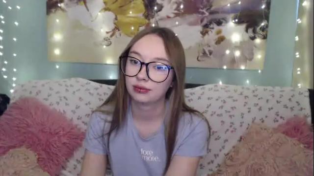 Thumbnail 3, evelinagrayas's Stream at Chaturbate, 1 month ago