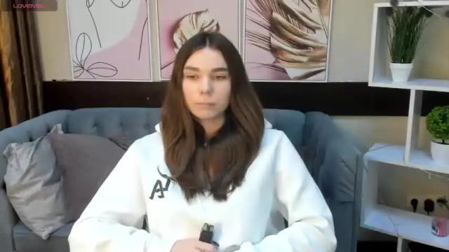 Image 2 of evelinekis Stream on Chaturbate on 15 months ago