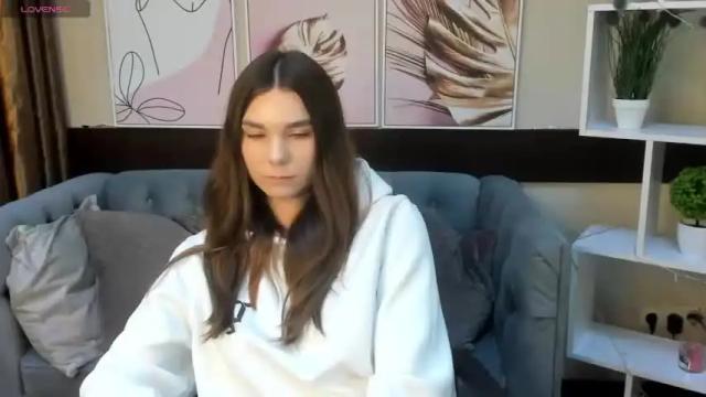 Image 7 of evelinekis Stream on Chaturbate on 15 months ago