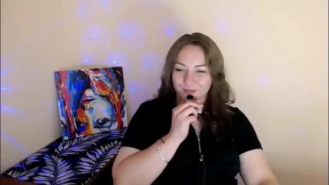 Image 11 of evelineli Stream on Chaturbate on 4 months ago