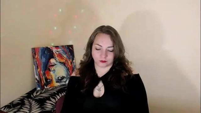 Image 2 of evelineli Stream on Chaturbate on 4 months ago