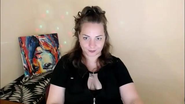 Image 10 of evelineli Stream on Chaturbate on 4 months ago