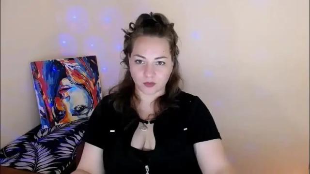 Image 11 of evelineli Stream on Chaturbate on 4 months ago