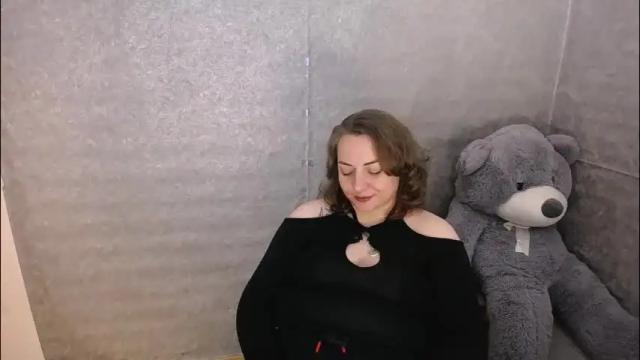 Image 12 of evelineli Stream on Chaturbate on 3 months ago