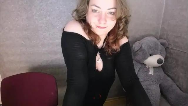 Image 2 of evelineli Stream on Chaturbate on 3 months ago