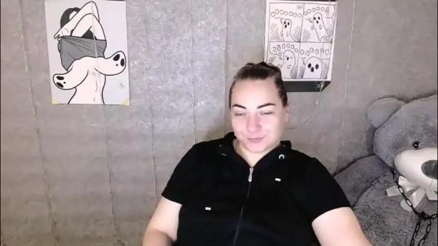 Image 3 of evelineli Stream on Chaturbate on 2 months ago