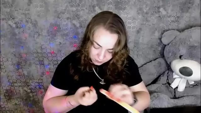 Image 4 of evelineli Stream on Chaturbate on 2 months ago