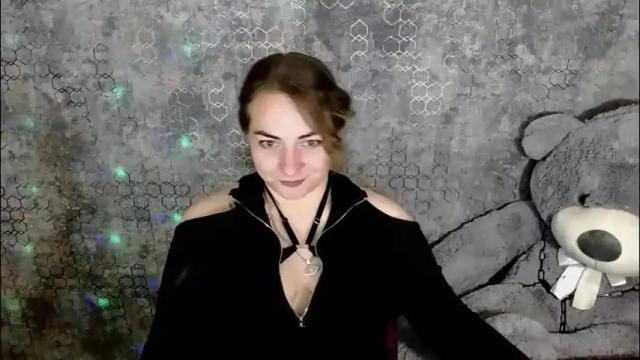 Image 3 of evelineli Stream on Chaturbate on 2 months ago