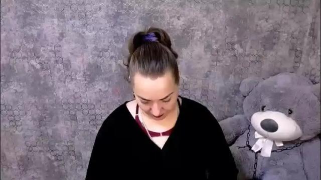 Image 3 of evelineli Stream on Chaturbate on 1 month ago