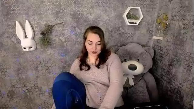 Image 3 of evelineli Stream on Chaturbate on 26 days ago