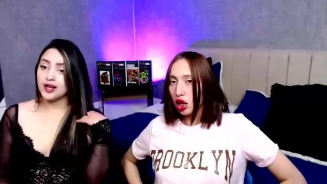 Image 6 of eveling_jones18 Stream on Chaturbate on 13 months ago