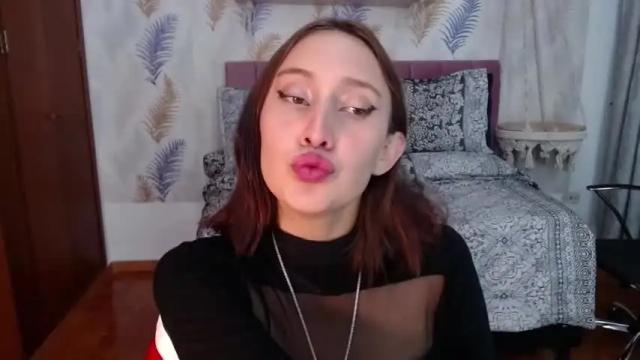 Image 4 of eveling_jones18 Stream on Chaturbate on 12 months ago