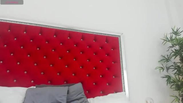 Image 2 of eveliniris Stream on Chaturbate on 13 months ago