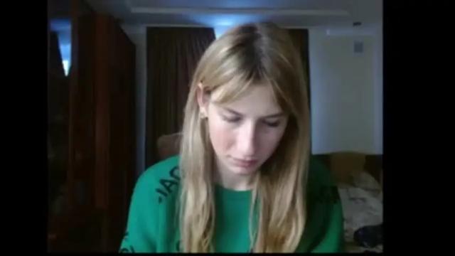 Image 3 of evelyn_21_m Stream on Chaturbate on 17 months ago