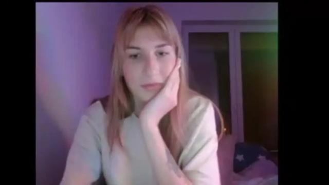 Image 10 of evelyn_21_m Stream on Chaturbate on 16 months ago