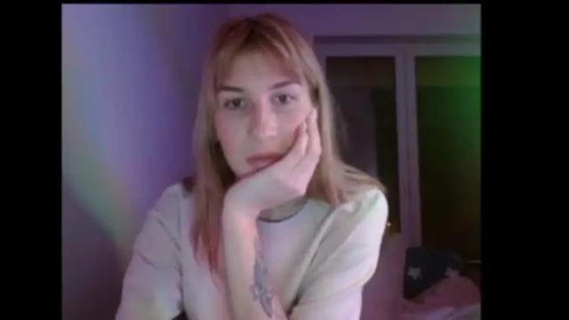 Image 7 of evelyn_21_m Stream on Chaturbate on 16 months ago