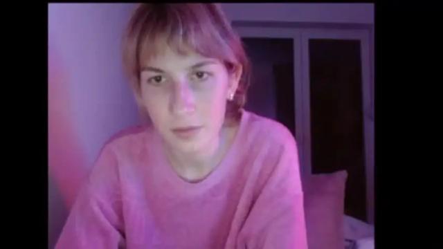 Image 4 of evelyn_21_m Stream on Chaturbate on 16 months ago