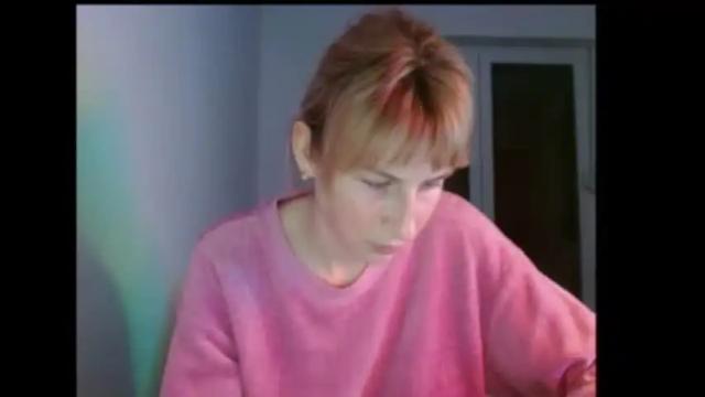Image 6 of evelyn_21_m Stream on Chaturbate on 16 months ago
