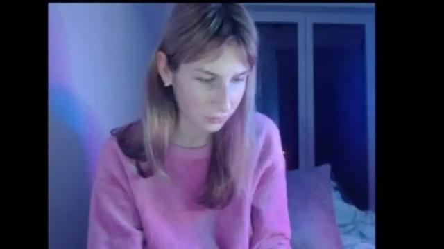 Image 12 of evelyn_21_m Stream on Chaturbate on 16 months ago