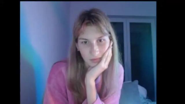 Image 7 of evelyn_21_m Stream on Chaturbate on 16 months ago