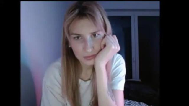 Image 4 of evelyn_21_m Stream on Chaturbate on 16 months ago