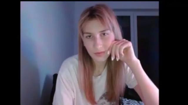 Image 6 of evelyn_21_m Stream on Chaturbate on 16 months ago