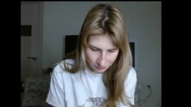 Image 2 of evelyn_21_m Stream on Chaturbate on 16 months ago