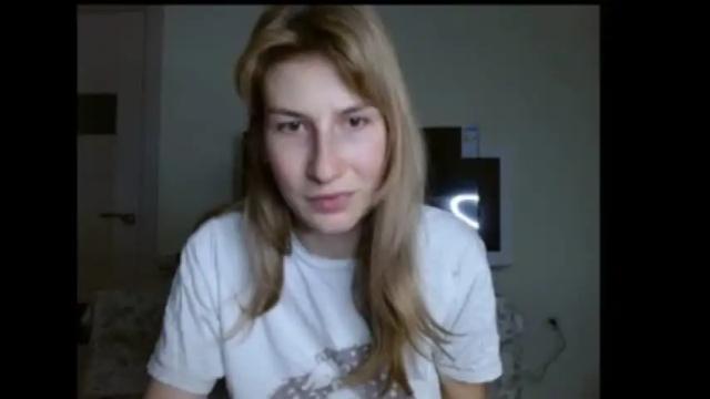 Image 3 of evelyn_21_m Stream on Chaturbate on 16 months ago
