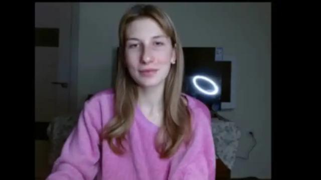 Image 10 of evelyn_21_m Stream on Chaturbate on 15 months ago