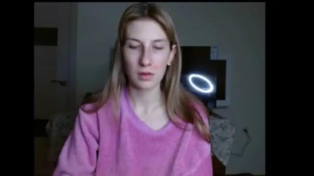 Image 6 of evelyn_21_m Stream on Chaturbate on 15 months ago