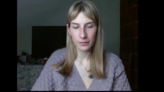 Image 8 of evelyn_21_m Stream on Chaturbate on 14 months ago