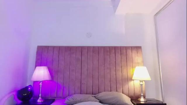 Image 2 of evelyn_2511 Stream on Chaturbate on 1 month ago